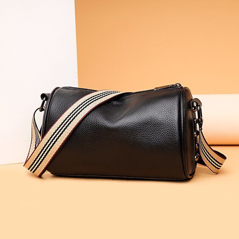 Soft Cowhide Shoulder Bag Rivet Genuine Leather Handbag Fashion Messenger Purse