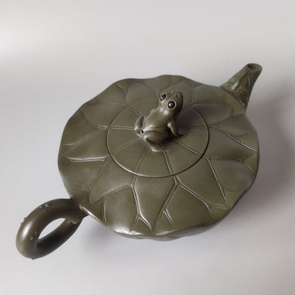 Chinese Yixing Purple Clay Teapot Tea Set Pot Zisha Ceramic Cute Decor Figurine