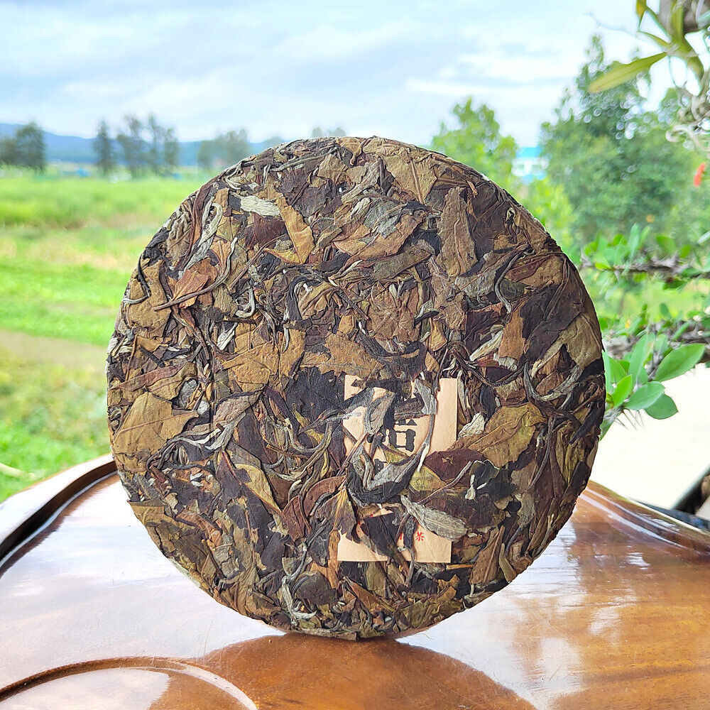 300g White Tea Yunnan Pu'er Tea Moonlight White Pu'er Old Tree White Tea Cake