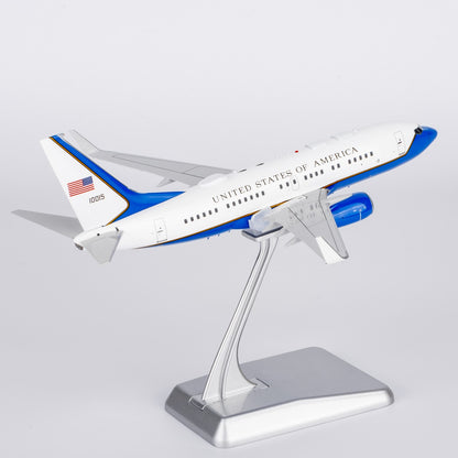 1:200 NGmodels USAF B737-700 C-40C 496484 Passenger Plane Diecast Plane Model