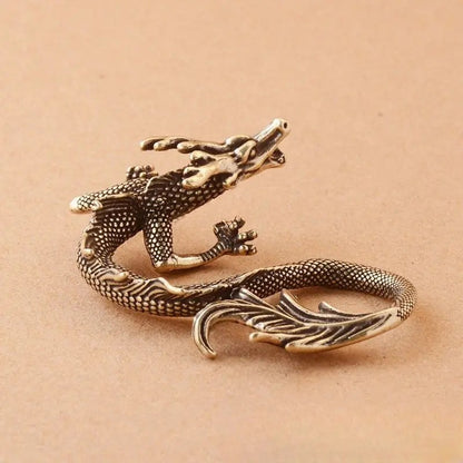 1Pc Chinese Retro Metal Zodiac Dragon Desktop Ornament Handmade Carving Tea Pet