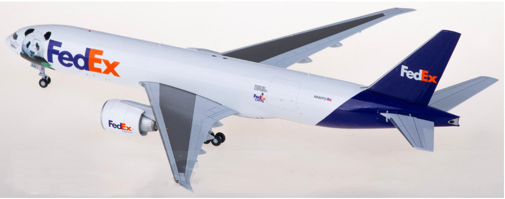 1:200 GeminiJets FedEx Panda Boeing 777-200LRF Airplane Diecast Model