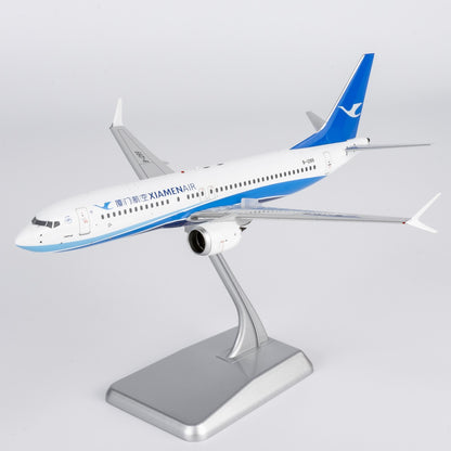 1:200 XiamenAir CCP XiamenAir B737 MAX 8 Passenger Airplane Diecast Plane Model