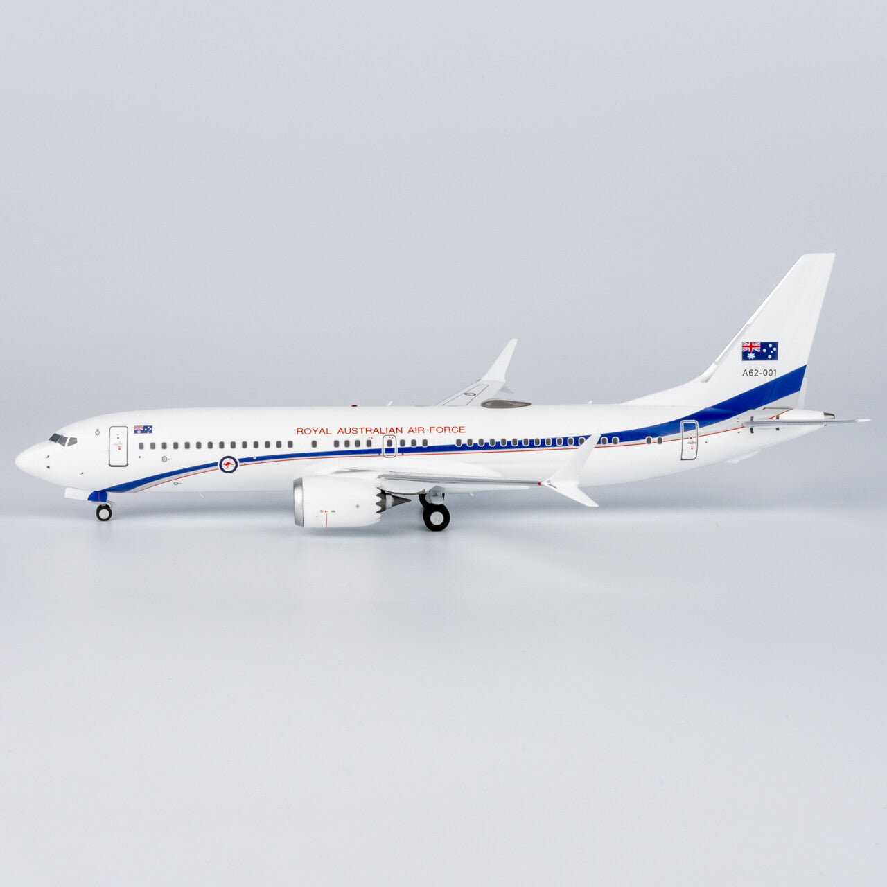 1:200 NG Models RAAF Boeing 737 MAX 8 Passenger Diecast Aircraft Model
