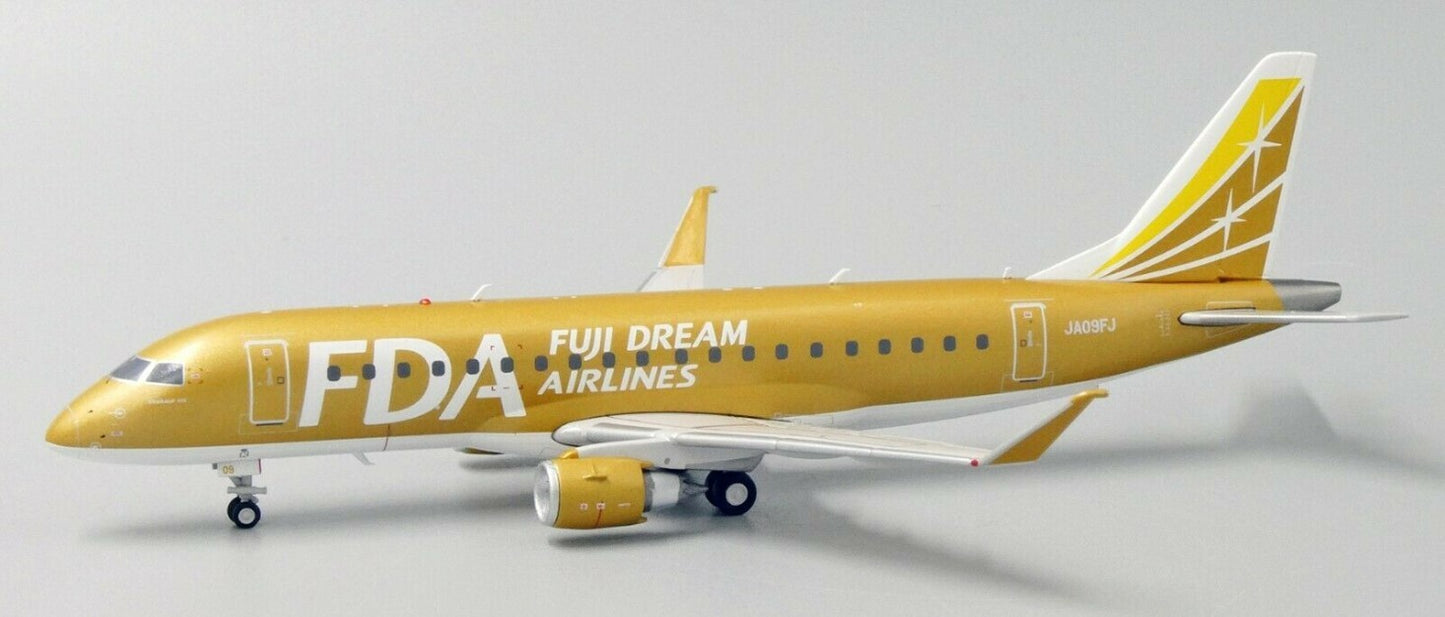 1:200 JC Wings Fuji Dream AirlinesEMB 170-200 Airplane Diecast Aircraft Model