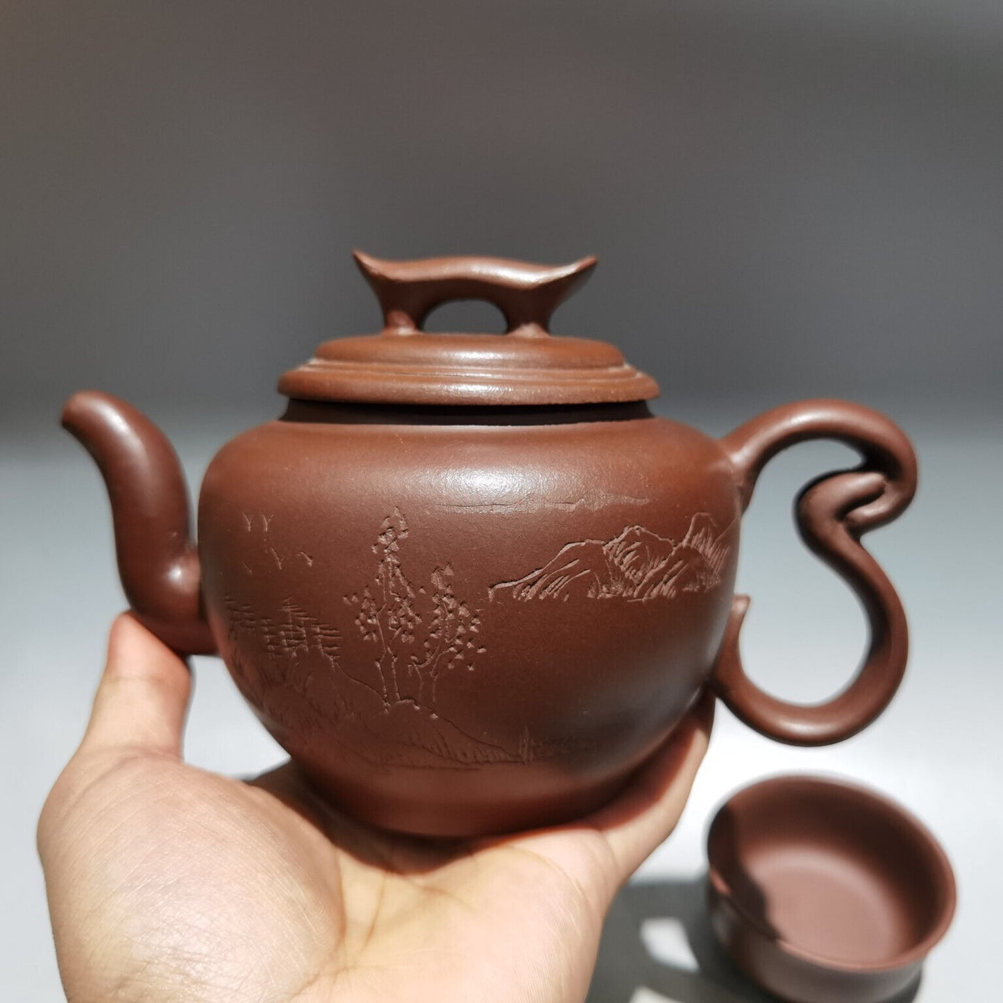 Chinese Yixing Zisha Clay Handmade Exquisite Teapot （上新桥套壶 底款：顾景舟）