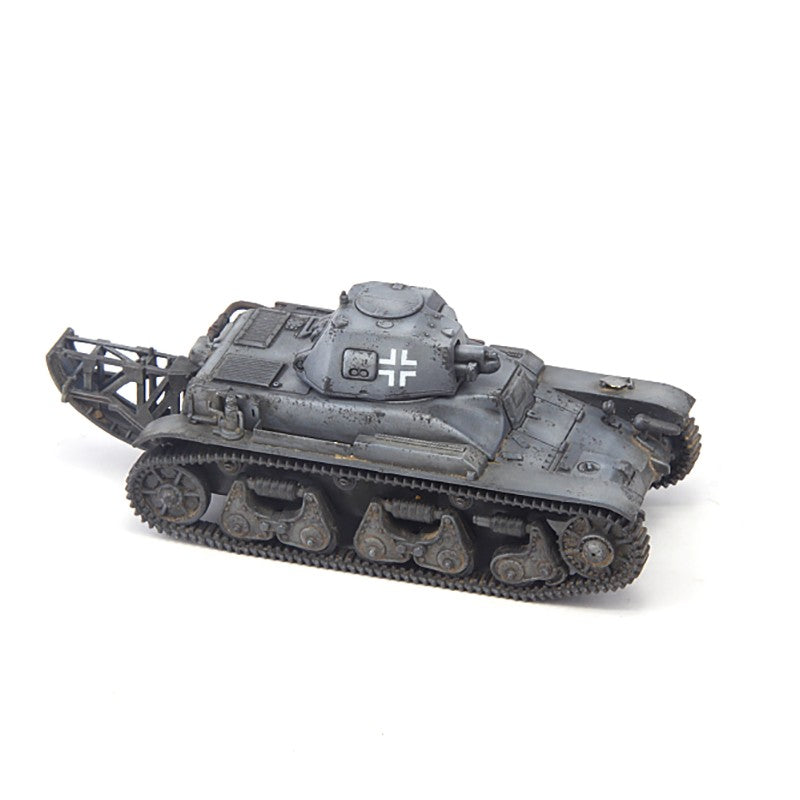 1/72 German 35R 731(f) tank Finished product model