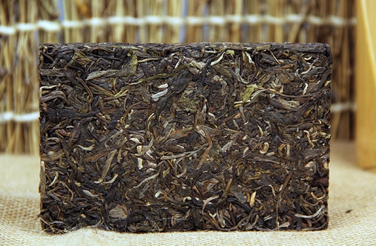 250g High Mountain Arbor Tree Pu'er Tea Brick Gift Yunnan Pu-erh Green Tea