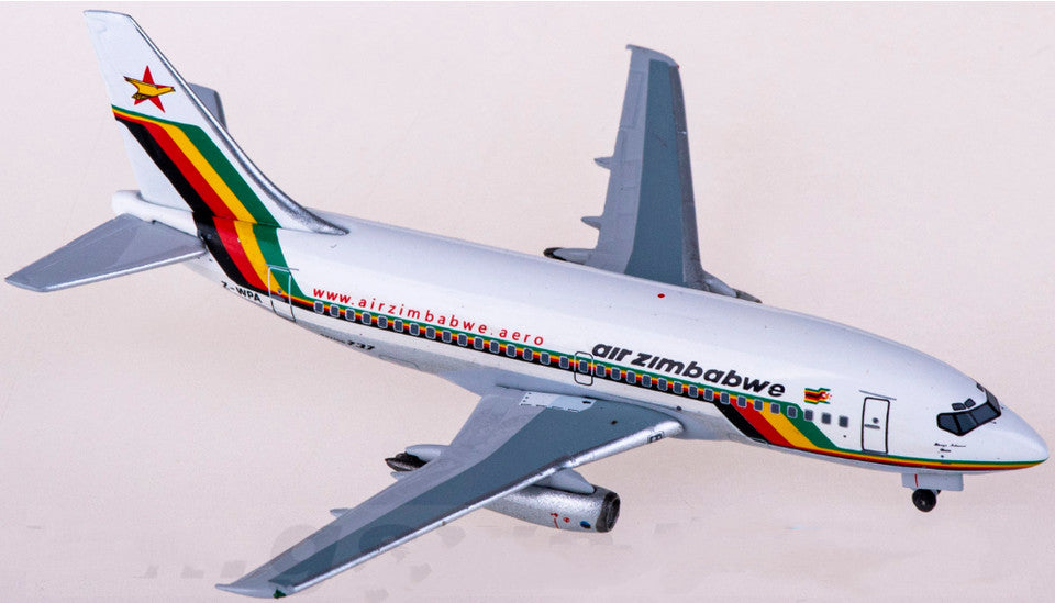 1:400 Aeroclassics Air Zimbabwe BOEING 737-200 Aircraft Diecast Airplane Model