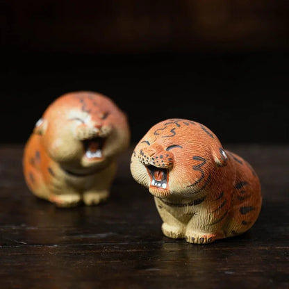 8.3cm Purple Clay Handcarved Zodiac Tiger Tea Pet Statue Auspicious Ornament