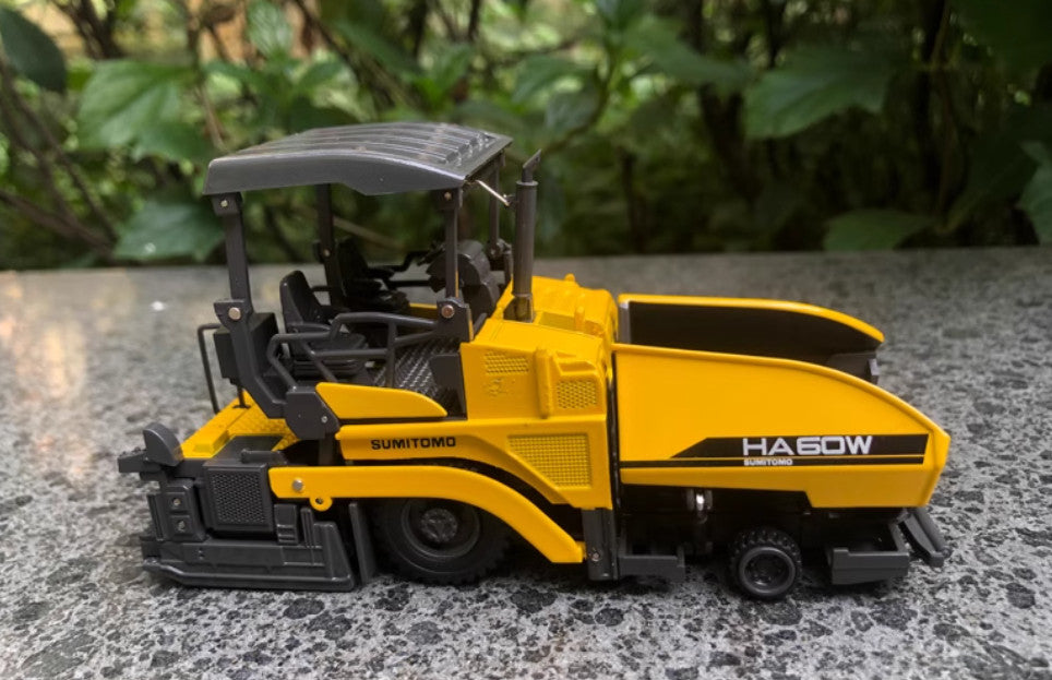 1:50 HA60W Paver Machine Spreaders Construction Machine Equipment Diecast Model