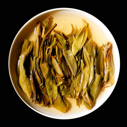 Yunnan Ancient Tree Puerh Tea Raw Tea Cakes Menghu Puerh Raw Tea 357g
