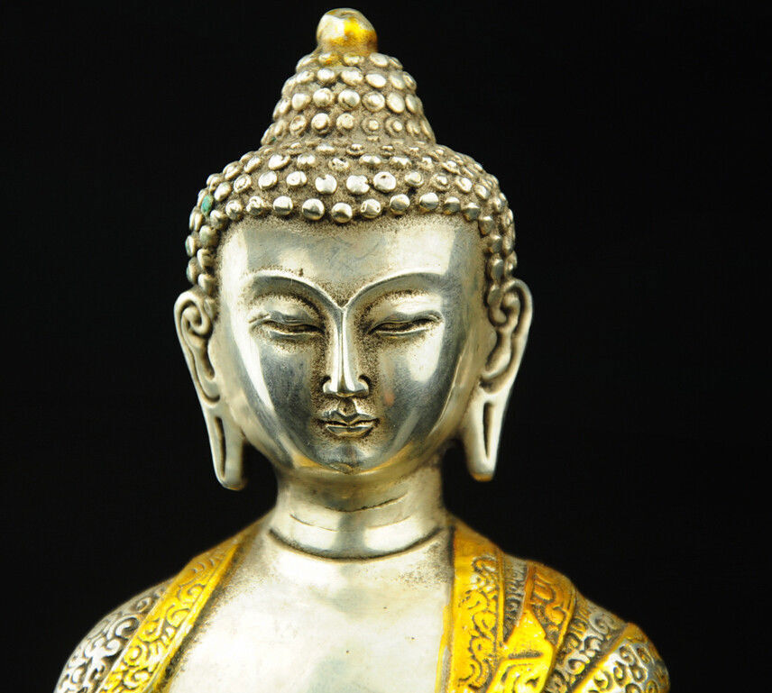 Vintage Chinese old Tibet Silver Gilt Buddhism Sakyamuni Buddha Statue 22322