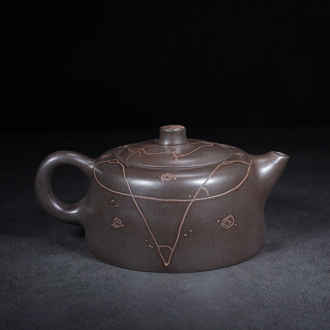 Chinese Yixing Zisha Clay Handmade Exquisite Teapot（天际 底款：汪寅仙）