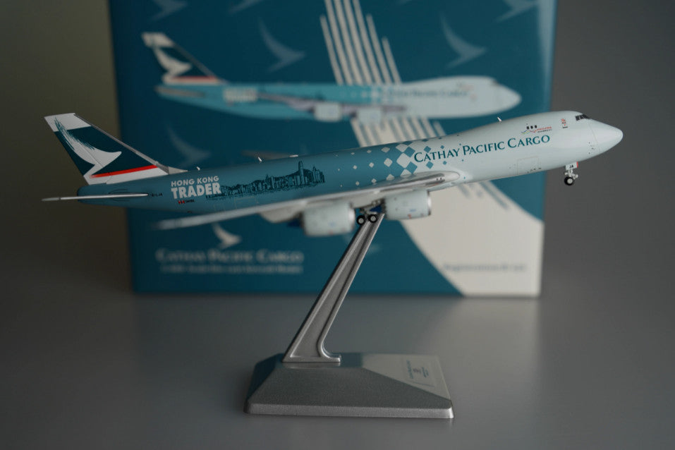 1:400 YY Wings CATHAY PACIFIC CARGO BOEING B747-8F Plane Diecast Aircraft Model