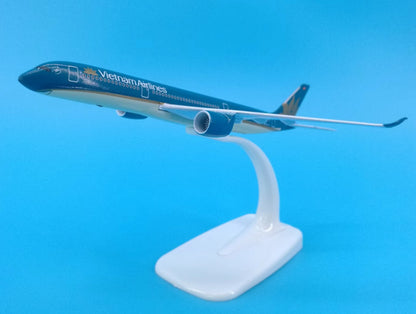16cm Vietnam Airlines Airbus A350 Passenger Airplane Diecast Aircraft Model