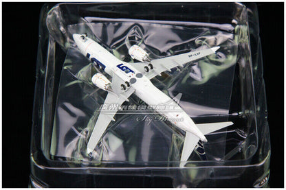 1:400 JC Wings LOT BOEING 737 MAX 8 Passenger Airplane Diecast Aircraft Model