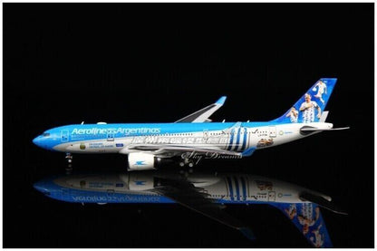 1:400 JC Wings Aerolineas Argentinas AIRBUS A330-200 Airplane Diecast Model