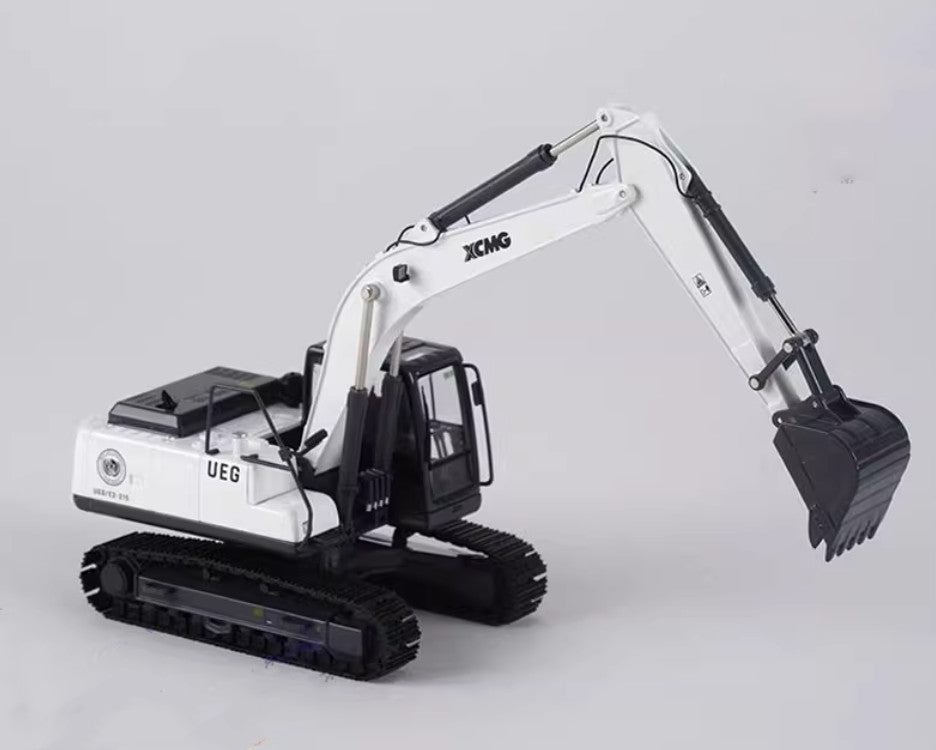 1:35 27CM XGMG UEG/E2-215 Excavator Machinery Wandering Earth II Diecast Model