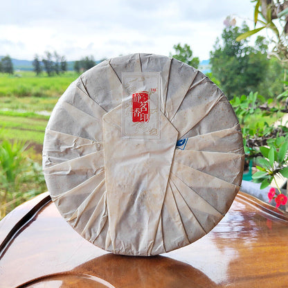 Pu'er Tea, Old Raw Tea, Menghai Qizi Cake Yunnan Gu Liu Da Cha Shan Ge Deng 357g