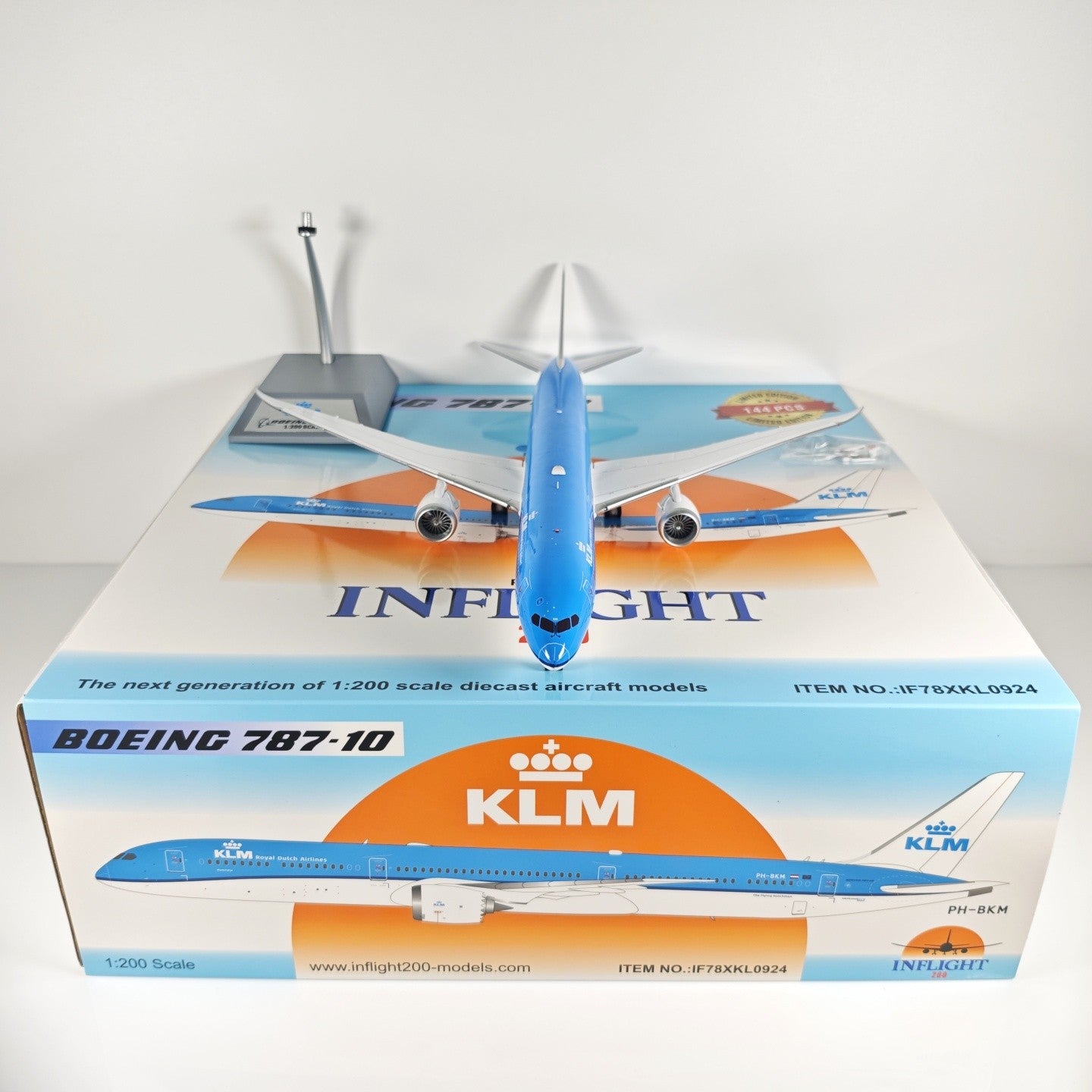 1:200 InFlight KLM Boeing 787-10 PH-BKM Passenger Airplane Diecast Plane Model