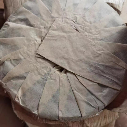 357g Yunnan Raw Pu-erh Tea Cake Yiwu Tongqinghao Puerh Raw Tea Pu'er Cake Tea