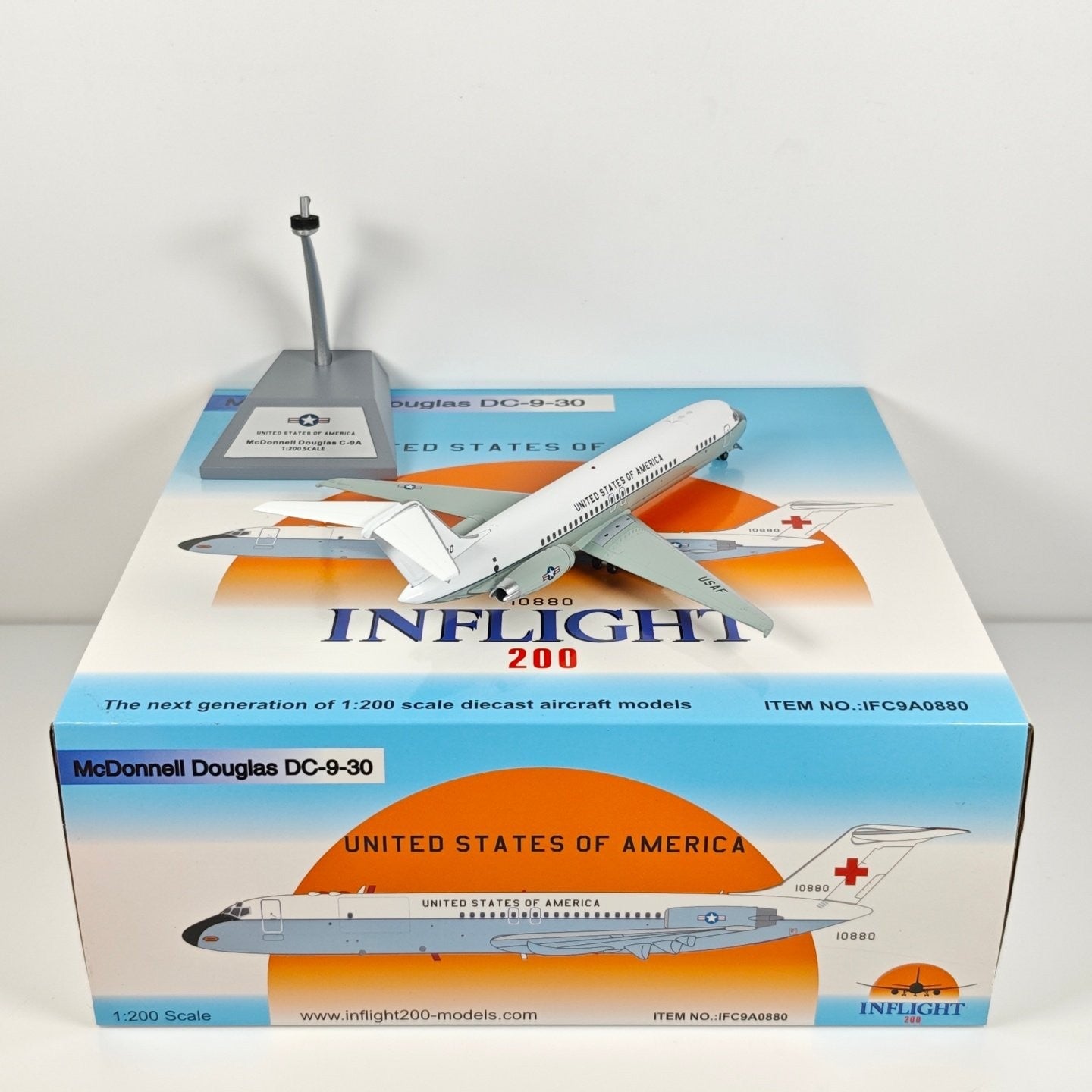 1:200 InFlight United States of America DC-9-30 10880 Airplane Diecast Model