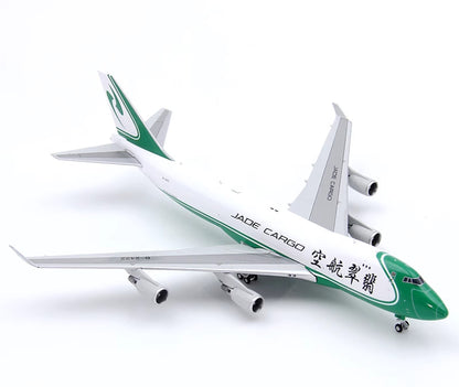 1/400　Jade Airlines Boeing B747-400ERF B-2422 Aircraft Model