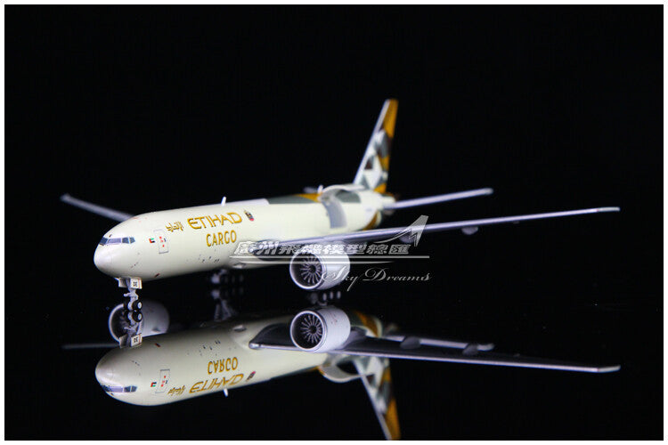 1:400 GeminiJets ETIHAD CARGO B777-200LRF Airplane Diecast Plane Aircraft Model