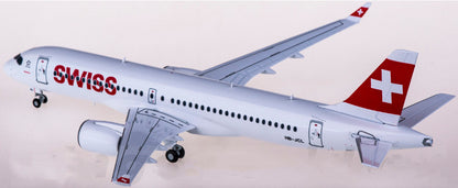 1:200 Herpa Swiss AIRBUS A220-300 Passenger Airplane Diecast Aircraft Model