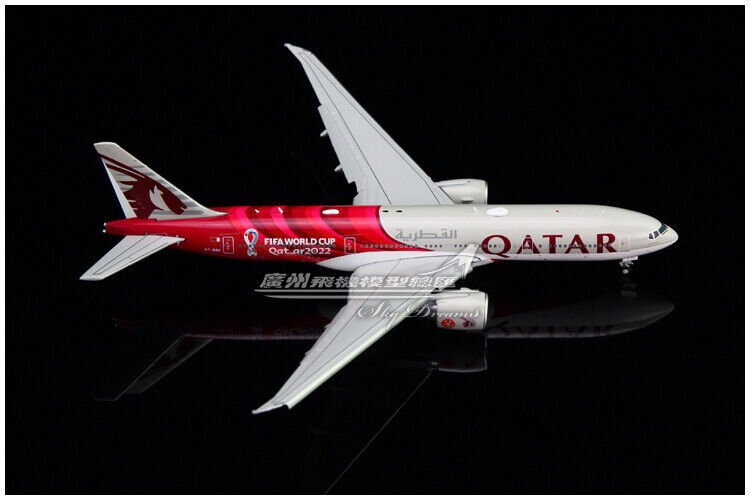 1:400 JC Wings QATAR BOEING 777-200LR Passenger Airplane Flap Down Diecast Model