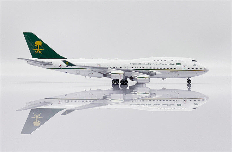 JC Wings Kingdom of Saudi Arabia for Boeing B747-400 HZ-HM1 1/400 Aircraft Model