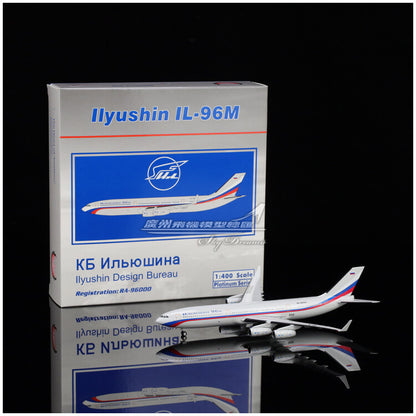 1:400 Phoenix Ilyushin Ilyushin Il-96-400 Passenger Airplane Diecast Plane Model