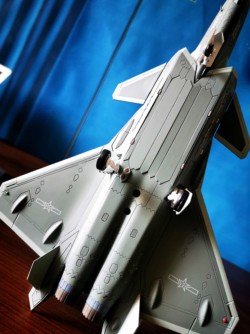 1:48 45CM AVIC China J-20 Stealth Fighter Plane Diecast Military Aircraft Model