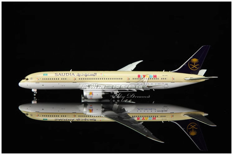 1:400 JC Wings Saudia BOEING 787-9 Passenger Airplane Flap Down Diecast Model
