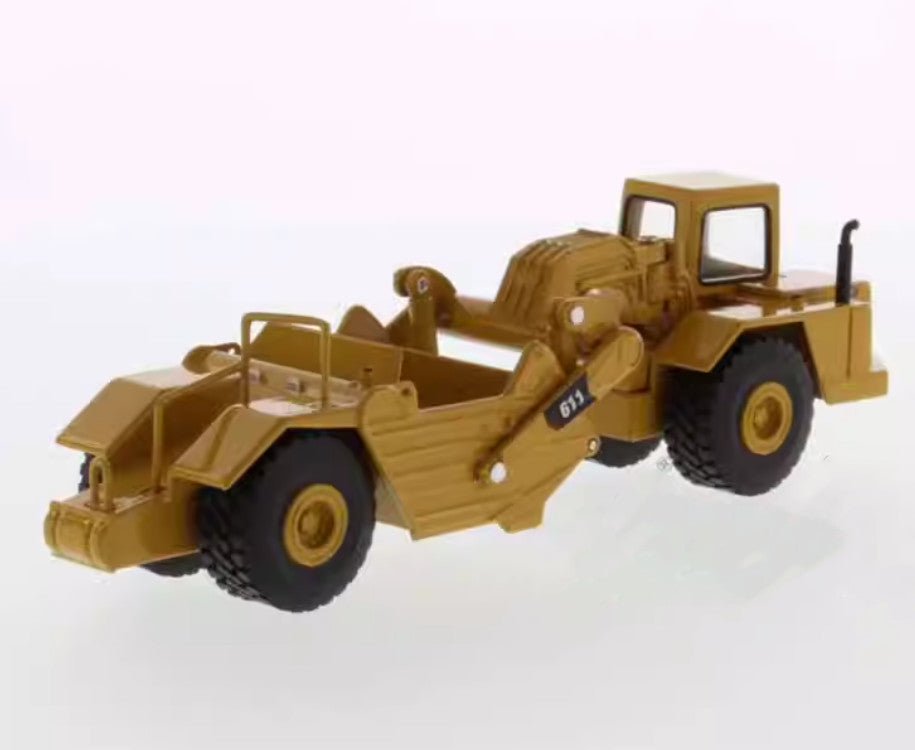 1:64 CAT611 Wheel Tractor Scraper Construction Machine Equipment Diecast Model