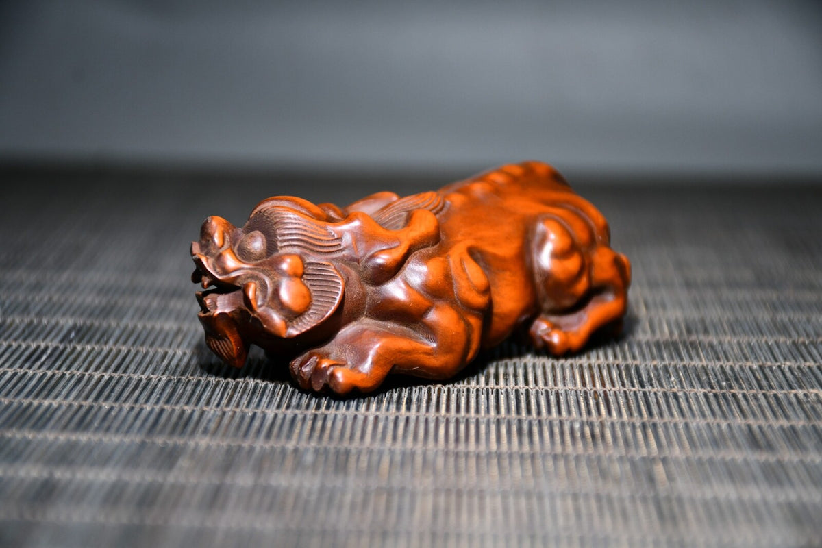 Chinese Antique Boxwood Wood Carving Exquisite Pixiu Statue Collection Figurines