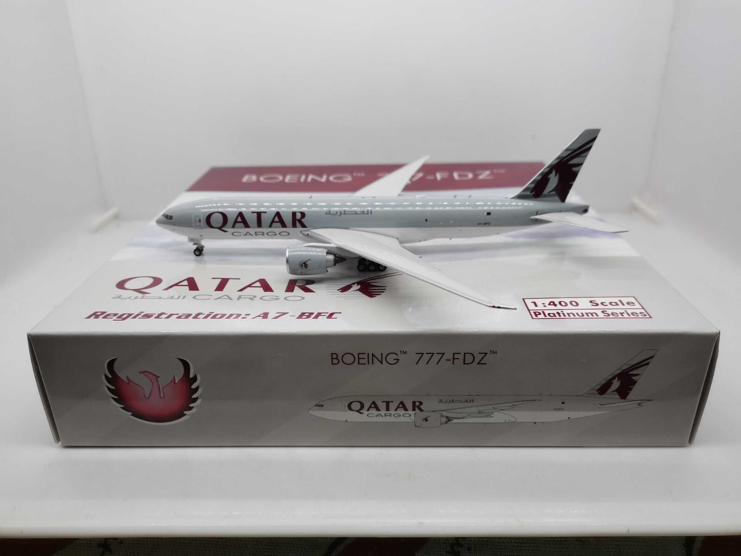 1:400 Phoenix QATAR CARGO BOEING 777-200F Airplane Diecast Aicraft Plane Model