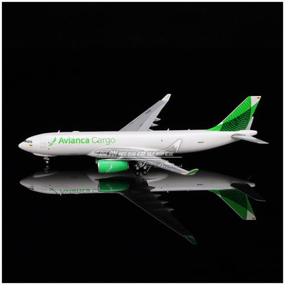1:400 JC Wings Avianca AIRBUS A330-200F Airplane Diecast Plane Aeroplane Model