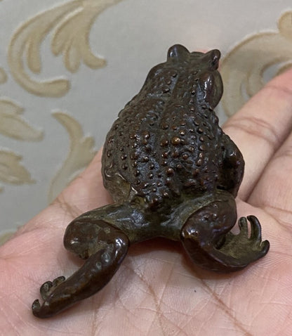 Old Bronze Hand Casting Fortune Frog Statue Netsuke Jin Chan Tea Pet Tray Deco