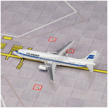 1:400 JC Wings ICELANDAIR Boeing 737-400 Passenger Plane Diecast Aircraft Model