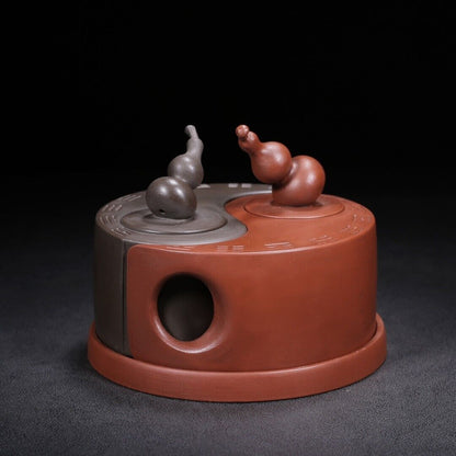 Chinese Yixing Zisha Clay Handmade Exquisite Teapot（太极 底款：周桂珍）