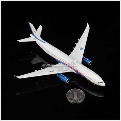 1:400 GeminiJets RCAF BOEING CC-330 A330-200 Airplane Diecast Aircraft Model