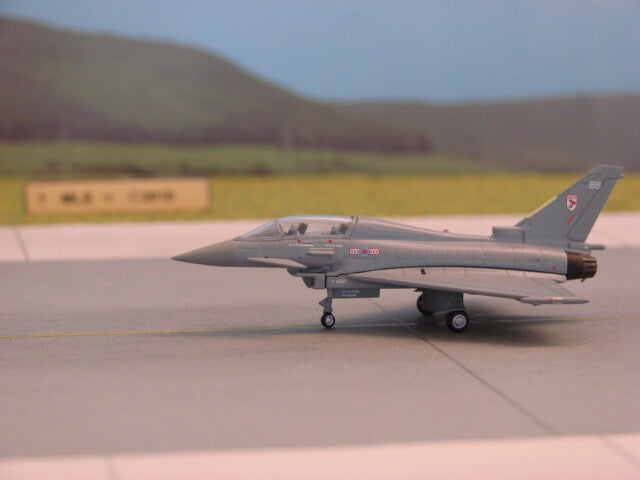 Herpa RAF Eurofighter EF-2000 Typhoon 29 Sqn 1/200 diecast plane model aircraft