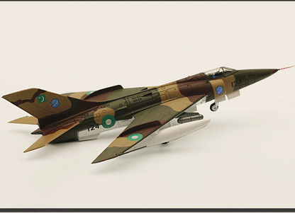 1:72 21CM Q-5 Attack Aircraft Fighter Plane Diecast Military Airplane Model