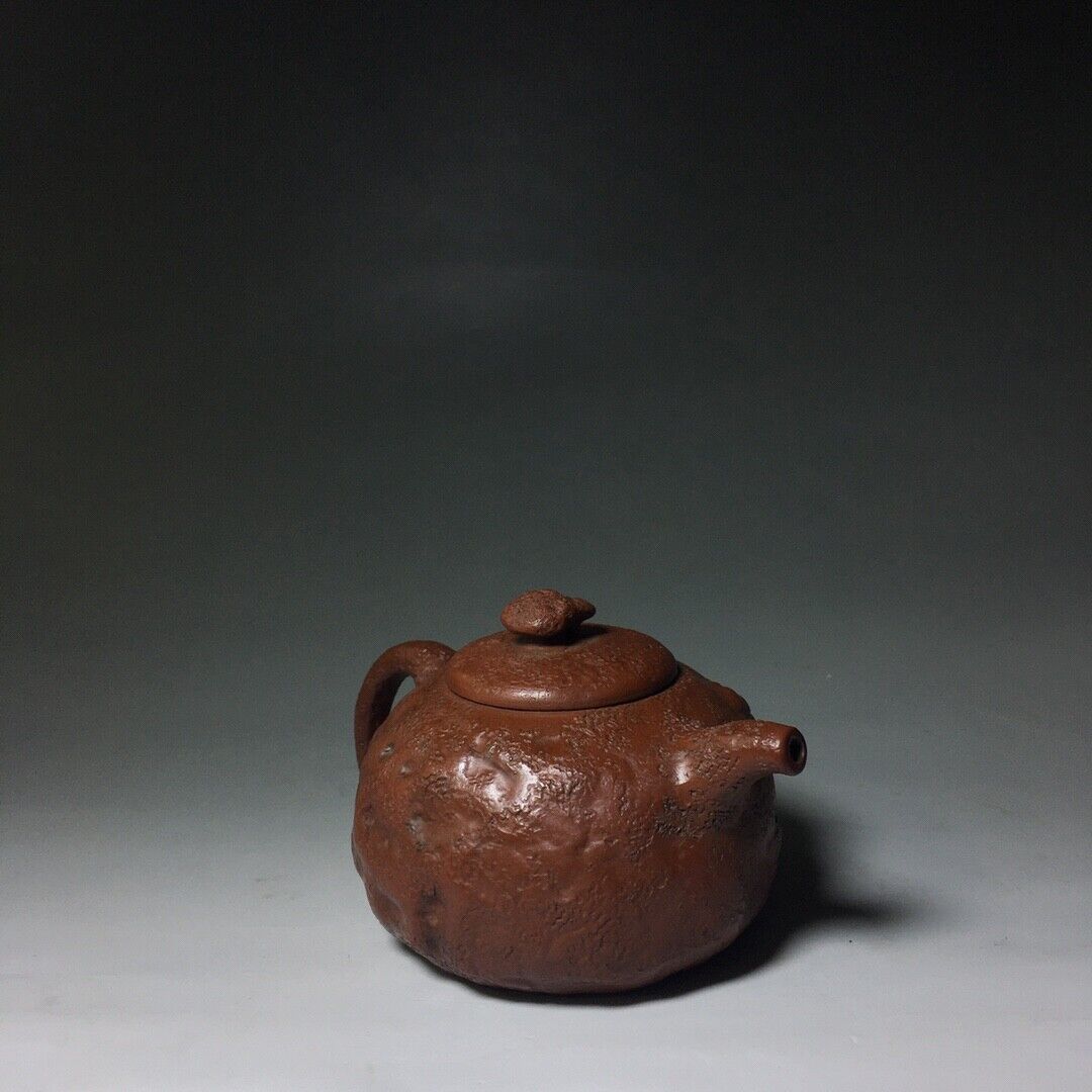 Chinese Yixing Zisha Clay Handmade Exquisite Teapot （供春 底款：蒋蓉）