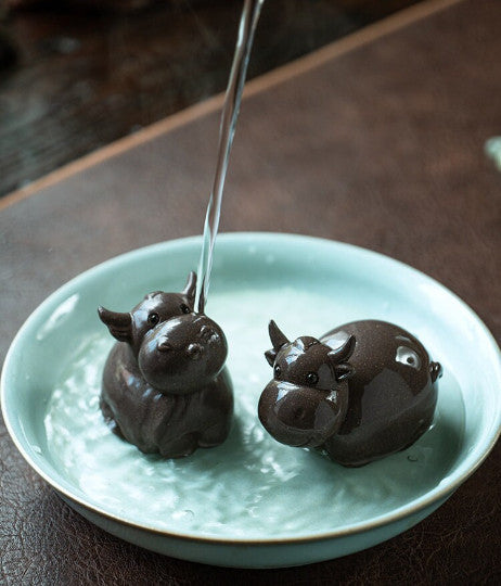 Purple Clay Tea Pets Cute Cow For Tea Tray Tea Play Yixing Purple Sand Ornaments