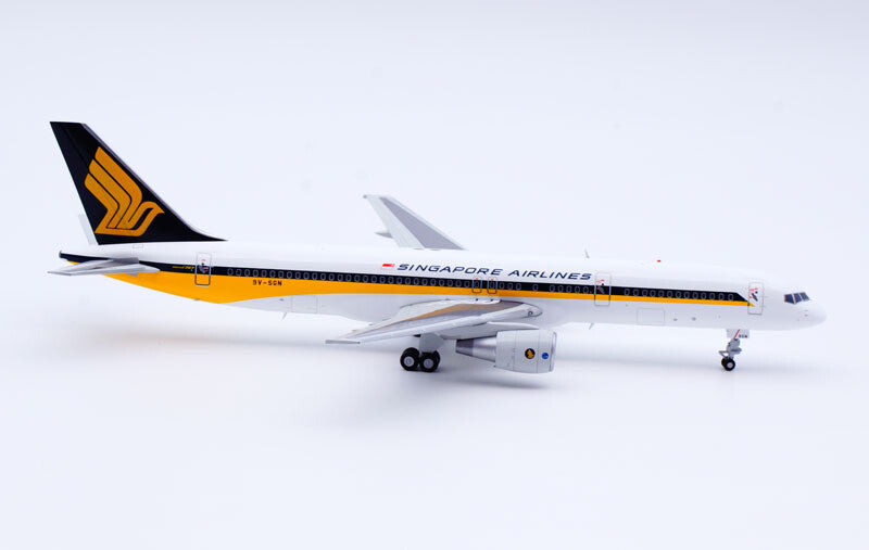 1:200 JC Wings SINGAPORE AIRLINES BOEING 757-200 Airplane Diecast Aircraft Model