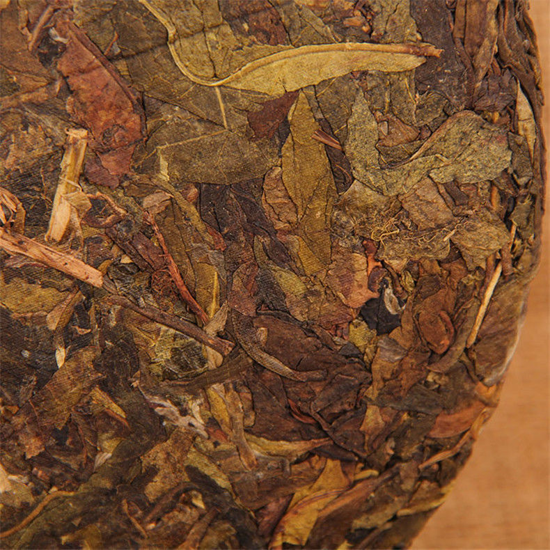 357g/12.59oz Spring Puer Cake Pu Erh Pu-erh Tea Handmade Fermented Golden