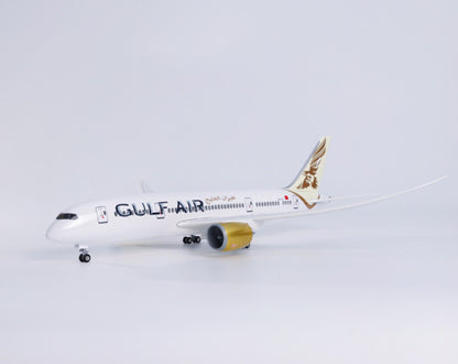 1:130 43CM GULF AIR BOEING 787 Passenger Plane Landing Gear Resin Aircraft Model